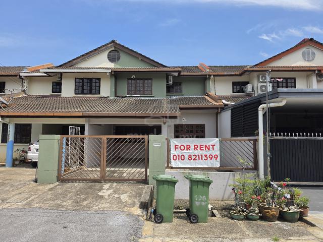 double storey house for rent  1