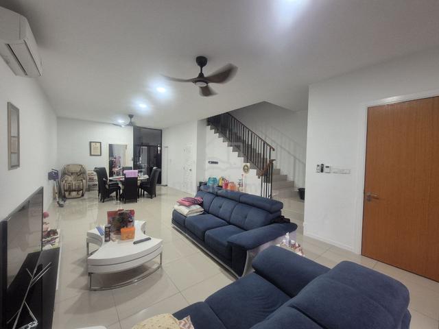 Fully Furnish 2 Storey Reef Of Tropics Cyberjaya Setia Eco Glades 1