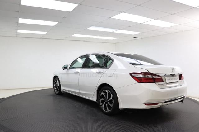2018 Honda ACCORD 2.0 VTi-L FACELIFT (A) - 4