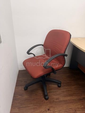 Office Chairs for sale - photo 2 of 3