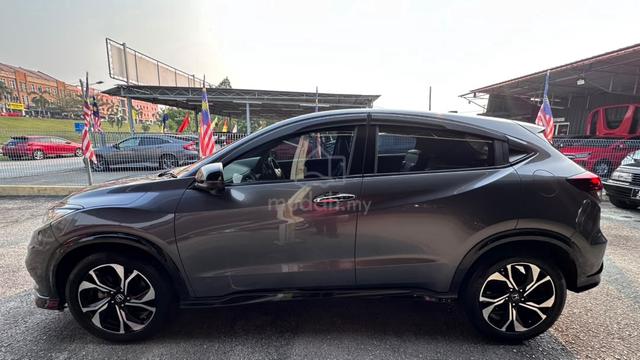 2021 Honda HR-V 1.8 RS MY16 FACELIFT (A) - 3