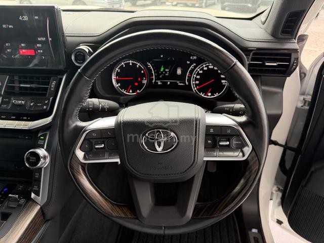 2023 Toyota LANDCRUISER LC300 3.5P ZX (A) - 5