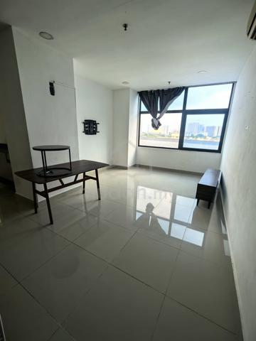 E Suite-Designer Suite @ Emerald Avenue 1