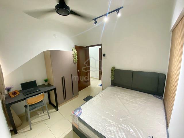 Cozy Middle Room @ Beverly Menjalara Near to Desa Park City 1