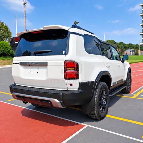 2024 Toyota Land Cruiser LC250 VX 2.7 Petrol Model - 3