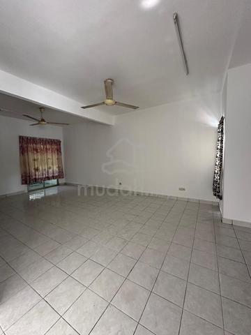 Taman Amanputra Puchong 2.5 Storey For Sale 1