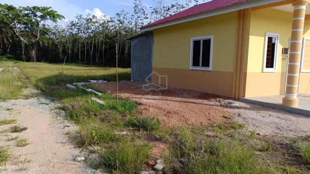 Baki 7 Lot banglo 5,382 kps fhold Non Bumi area Bukit Rambai 1