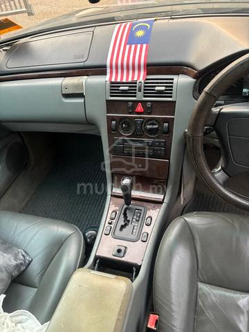 1996 Mercedes Benz E230 ELEGANCE (CBU) 2.3 (A) - 5