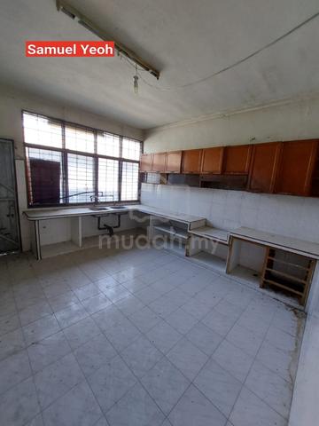 Bukit Mertajam 2 storey corner house Huge extra land 2690sf park 5 car 1