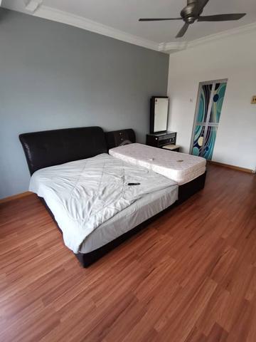FULLY FURNISHED 4-room City 1 Storey Bungalow Kampung Lapan Tengkera 1