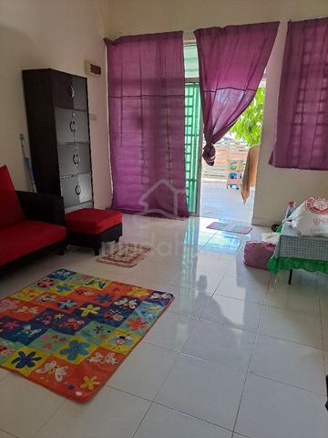 Bilik sewa lelaki 1