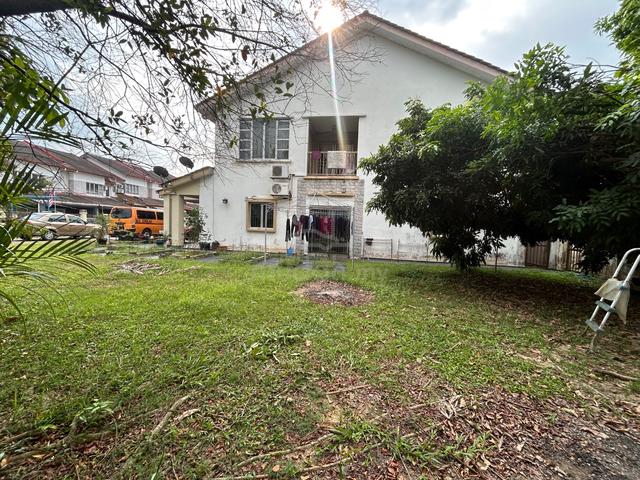 Ruang Tamu Sgt Luas, Tanah Corner Besar 5707 sqft Nusa Rhu 1