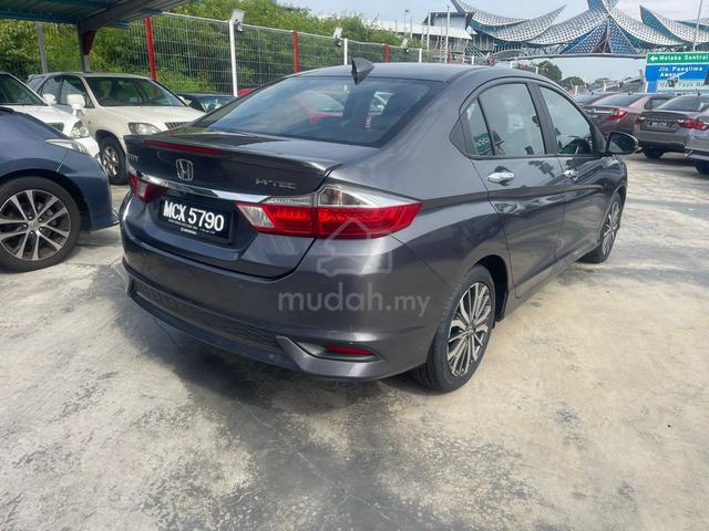 2017 Honda CITY 1.5 V (A) One Owner - 3