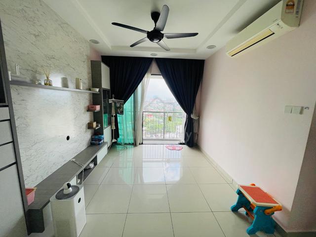 KL Traders Square Residences 1