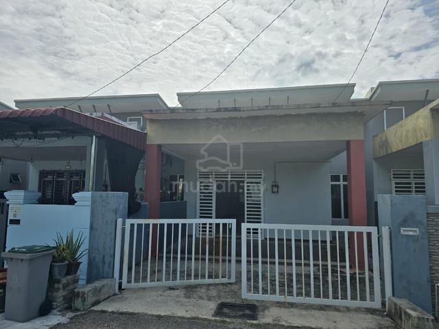Single storey house at Taman Air Pasir 1