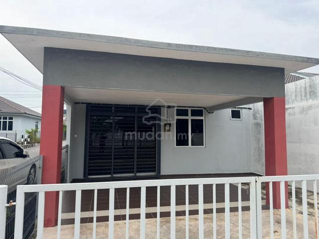 Rumah Sewa Taman Merlimau Permai 1