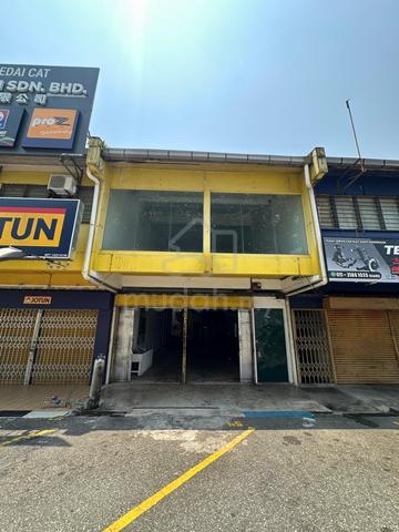 2 Storey Shop Office 1