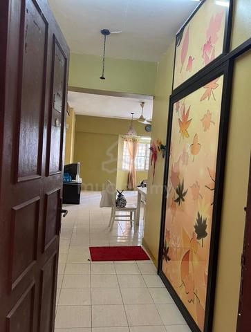 Regency Condominium 1