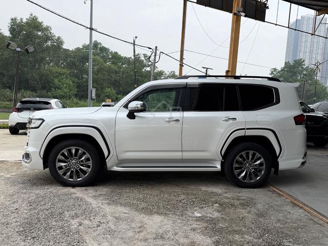2023 Toyota LANDCRUISER 3.4 ZX FJA300W (A) - 5