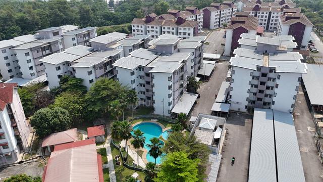 D'Camelia Court 1