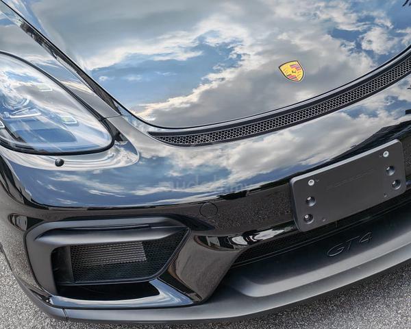 COLLECTABLE CAR 2022 Porsche CAYMAN 718 GT4 4.0 - 2