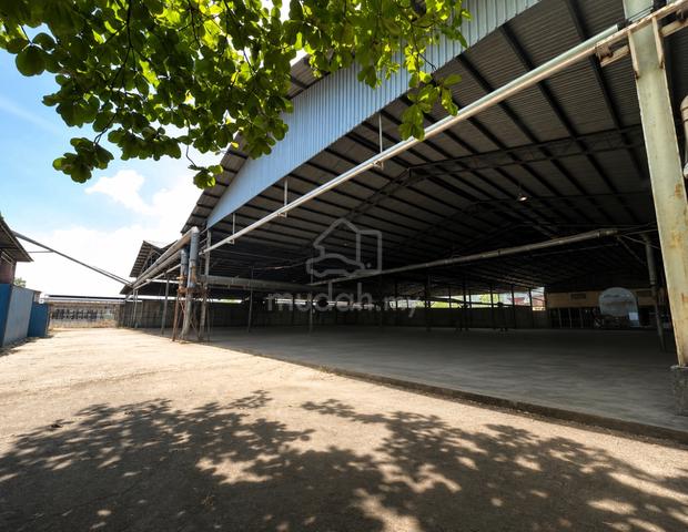 Heavy industrial warehouse / kkip / sepanggar / for sale 1