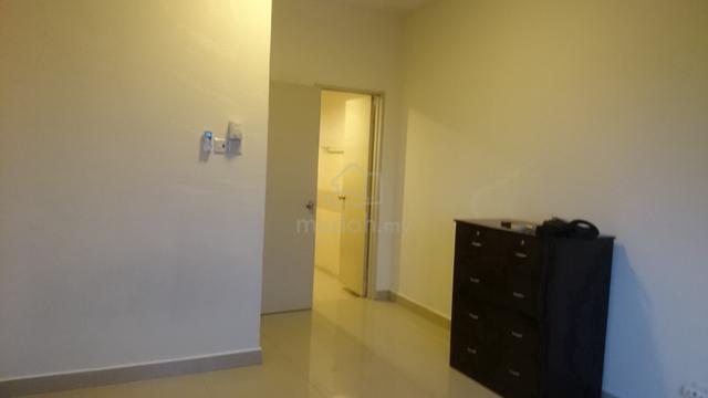 Kinrara Mas Condominium 4