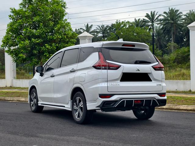 {2021}Mitsubishi XPANDER 1.5 (A) Bodykit MPV F/Lon - 4