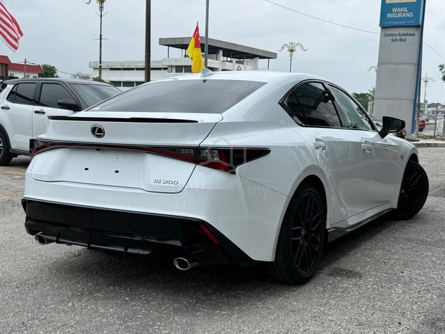 2023 Lexus IS300 2.0 F-SPORT MODE BLACK III S/R - 2