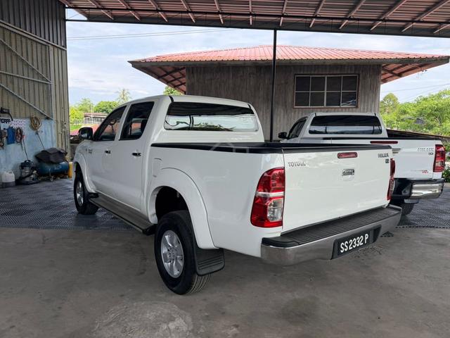 2011 Toyota HILUX 3.0 G (A) - 2