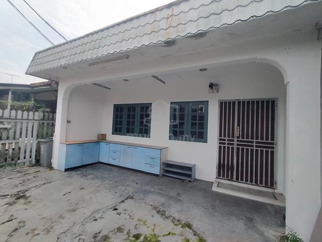 FULL LOAN ! Skudai Baru Low Cost 1 Storey Terrace House Renovated Unit 1