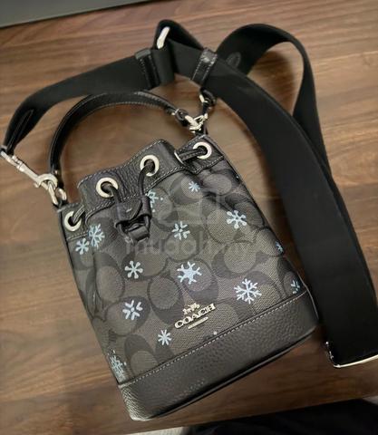 Carousel Image