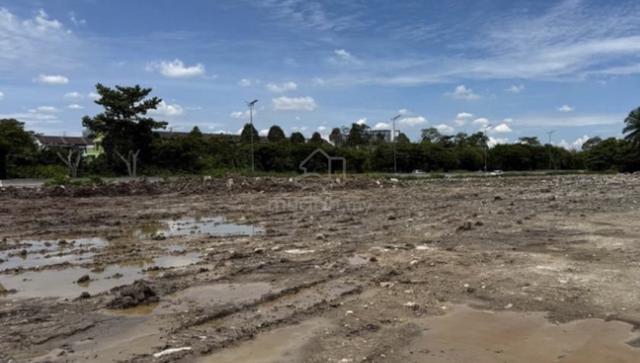 [ 9 ACRES / OPEN LAND ] Taman Sri Indah Commercial Land For Rent 1