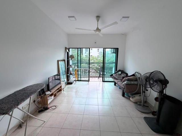 Fully Furnished Kuala Lumpur Mont Kiara/Segambut?Dutamas Room For Rent 1
