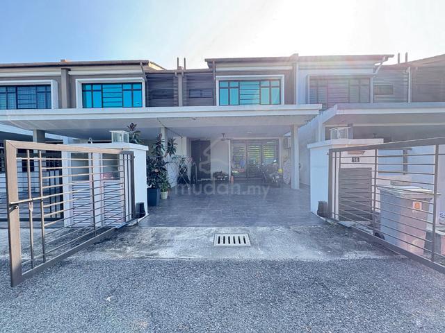 (RENOVATED | FACING OPEN) 2 Storey Bandar Mahkota Banting 1
