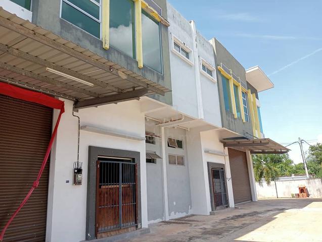 Tmn IKS Rembia Hub ,semi d 1.5 storey warehouse 50x100 for RENT 1