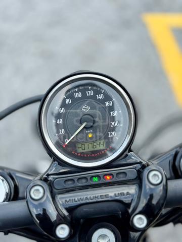 Used HARLEY DAVIDSON SPOSTER 48 LOW RIDER ST CVO - photo 3 of 9