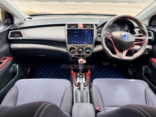 2013 Honda CITY 1.5 E FACELIFT (A) Carbon Fiber - 4