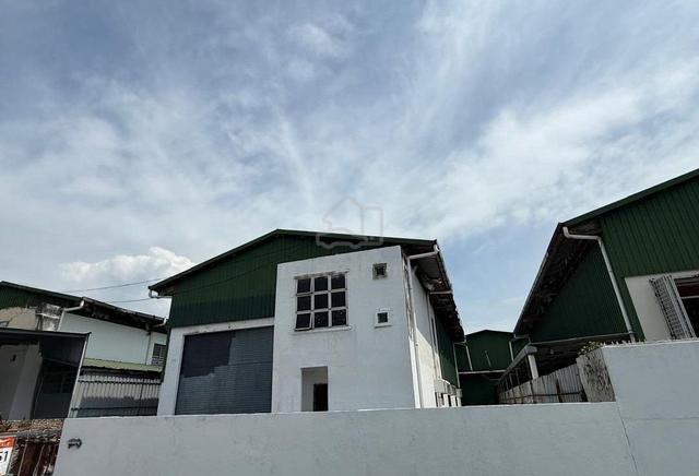Bercham Detached Factory For Sales 1