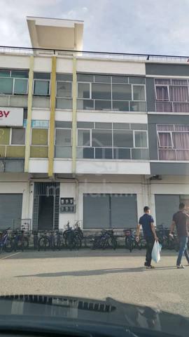 The Galeria, Meru, Three storey shop 1