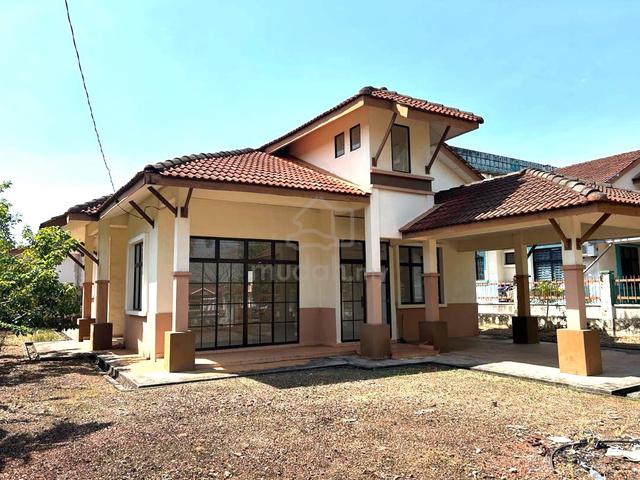 Rumah banglo setingkat for sale Ambangan Height, Sungai Petani 1