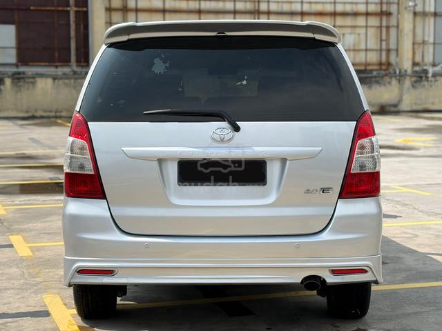 2012 Toyota INNOVA 2.0 E FACELIFT (A) - 5