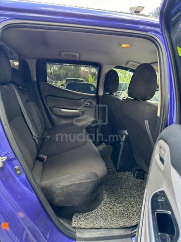 2015 Mitsubishi TRITON 2.5 VGT (Auto) TIPTOP COND - 4