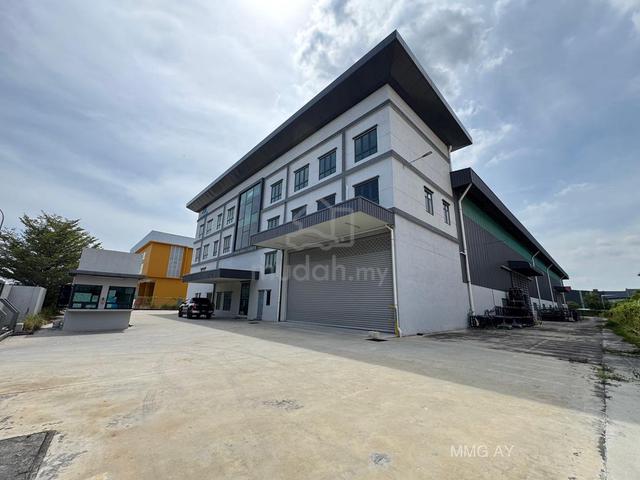Sungai Kapar Indah 3 Storey Detached Warehouse For Sale with CCC ready 1