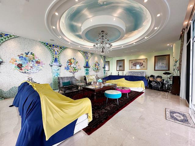 8 Gurney ( The Shore ) 1