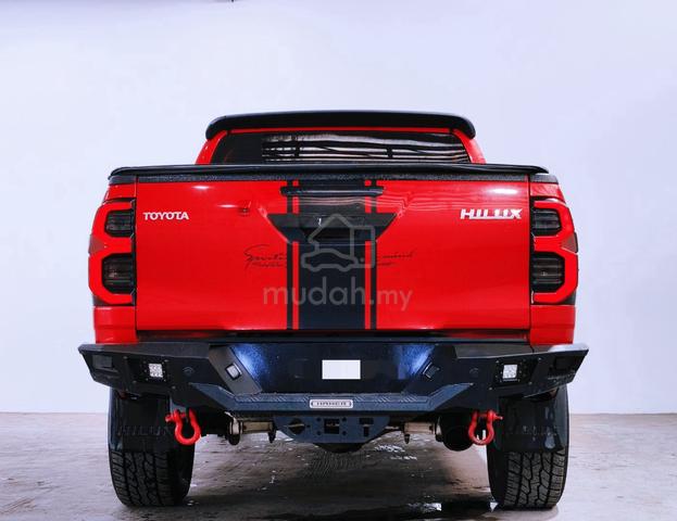 2019 Toyota HILUX 2.8 BLACK EDITION (A) Full Loan - 4