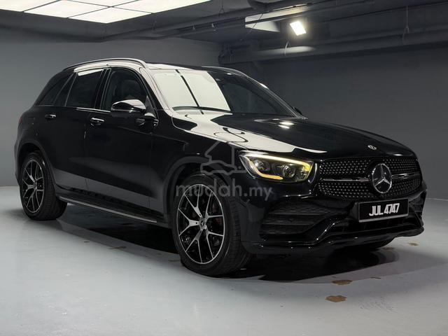 2021 MERCEDES GLC 300 AMG 53KM LOW MIL TIPTOp - 1