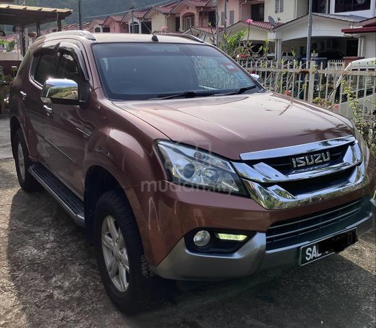 2015 Isuzu MU-X 2.5 4x4 (A) - 1