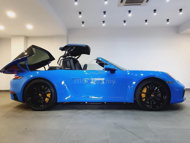 2021 Porsche 911 TARGA 4S COUPE 3.0L (A) - 4
