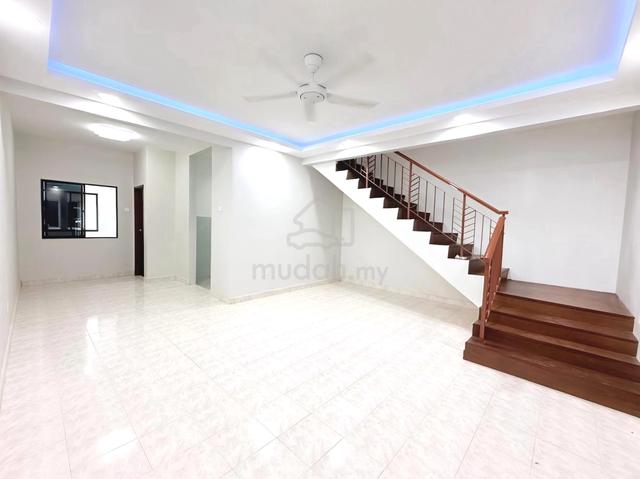 For Sale-Double Storey Terrace JALAN JASA Mutiara Rini Skudai 1